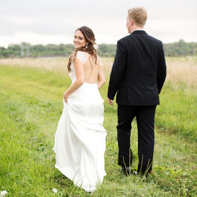Saltwater Farm Vineyard Wedding:
Rachel & Ryan are Married: A Sneak Peek!